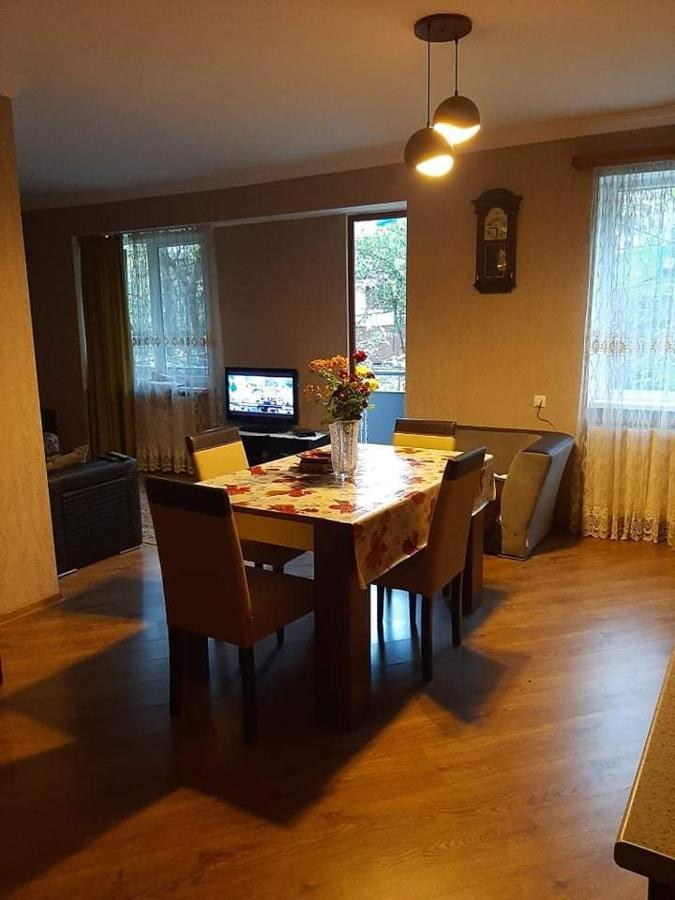 Hotel Family Hotel Chiatura Εξωτερικό φωτογραφία